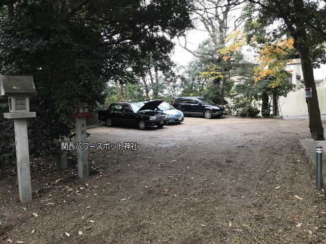 越木岩神社の無料駐車場