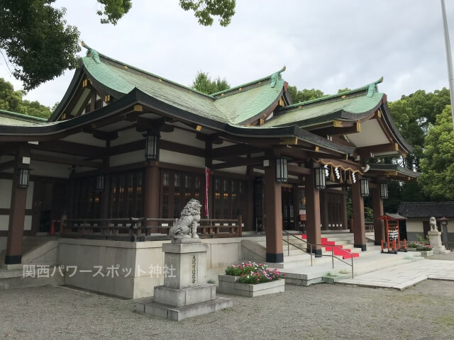 大阪護国神社の拝殿